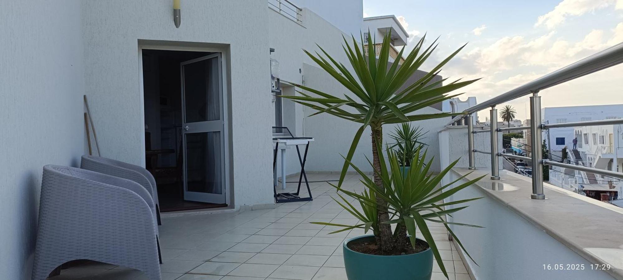 Residence Debbabi Sans Coupure D'Eau Монастір Екстер'єр фото